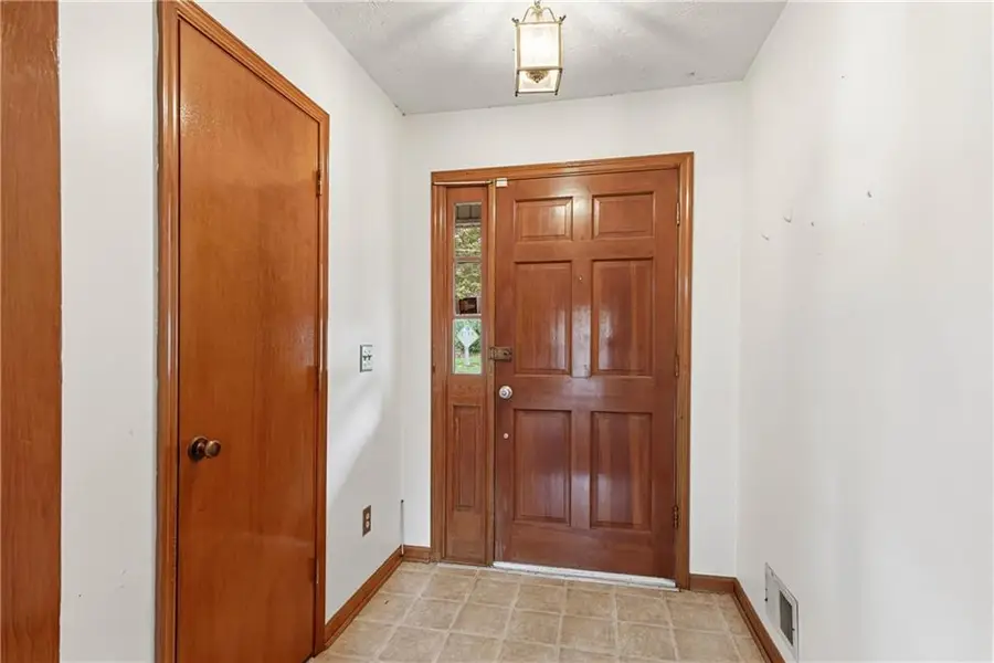 271 Sabrina Court, Woodstock, GA 30188 - #3