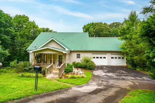 176 Big Oak Tree Road Nw, Adairsville, GA 30103