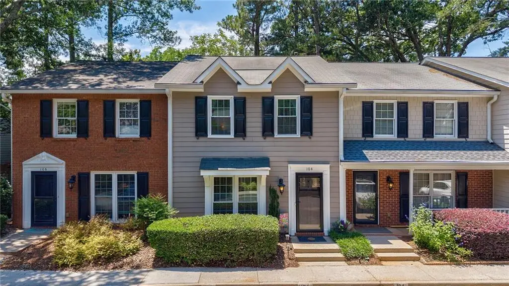 104 Courtyard Terrace, Roswell, GA 30075 - #1