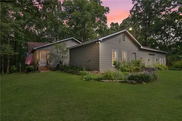 585 Lee Drive, Acworth, GA 30102