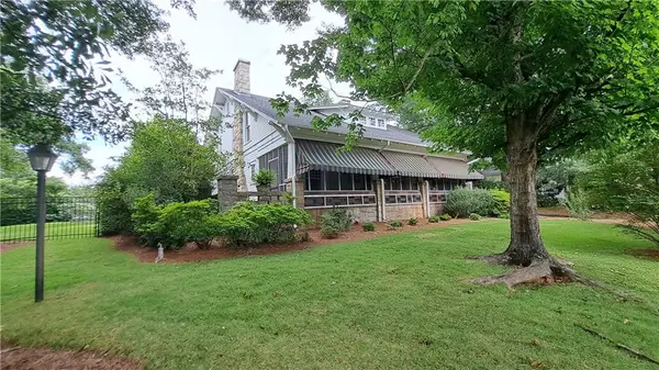 1025 Main Street, Stone Mountain, GA 30083