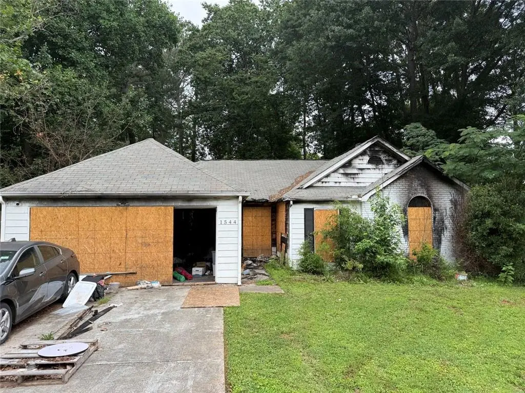 1544 Canberra Drive, Stone Mountain, GA 30088 - #1