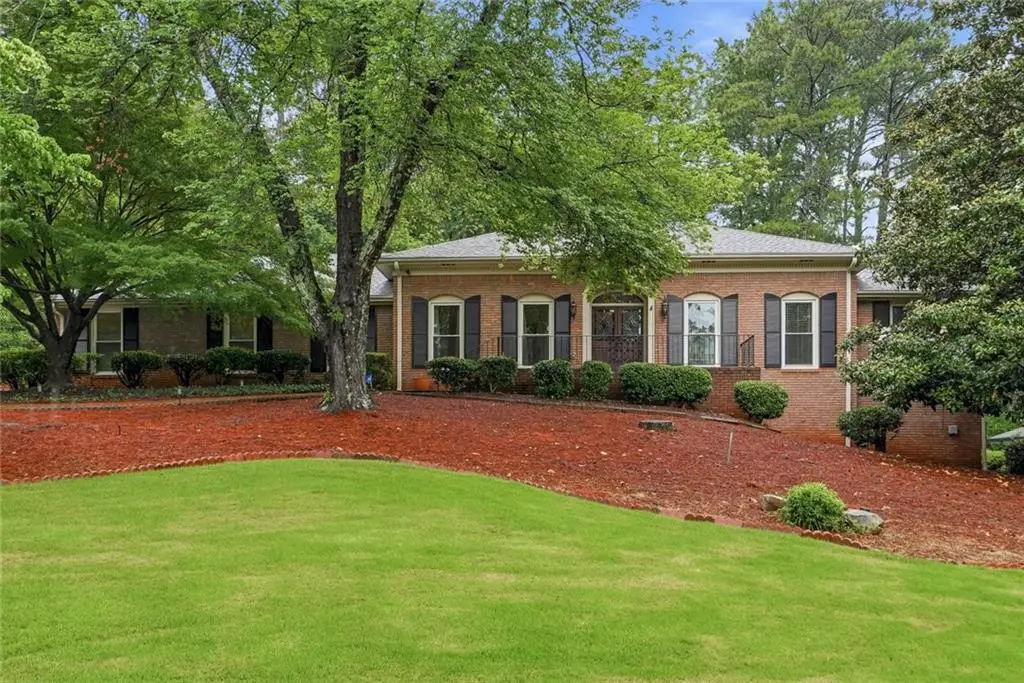 1076 Coronation Drive, Dunwoody, GA 30338 - #1
