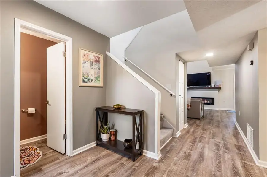 144 Woodhaven Way Ne, Alpharetta, GA 30009 - #2