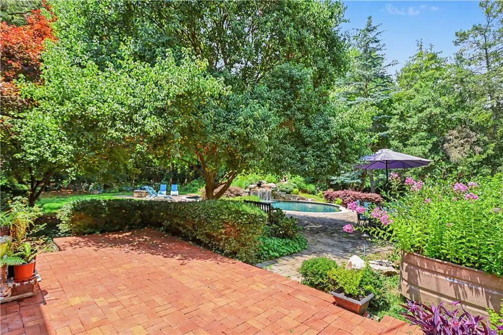 390 Virginia Hills Rd, Royston, GA 30662 - #1