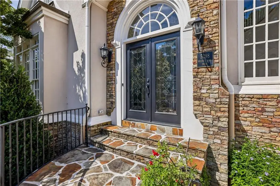 5298 Brookelake Drive, Dunwoody, GA 30338 - #2