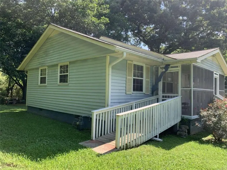 906 Martin Luther King Jr Street, Rockmart, GA 30153 - #3