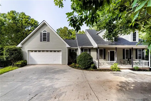 7822 Beachwood Drive, Murrayville, GA 30564