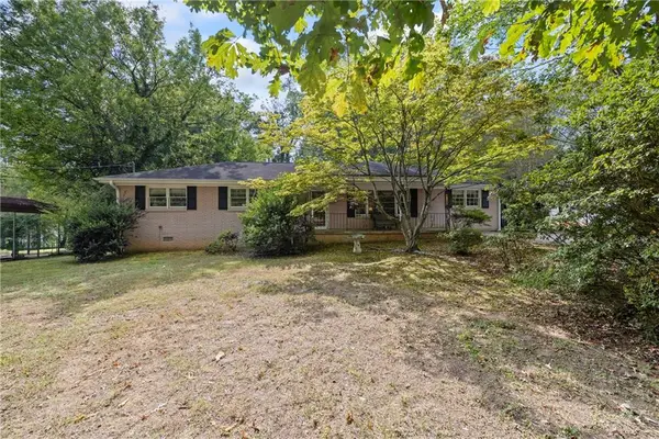 589 Creek View Drive, Lawrenceville, GA 30044