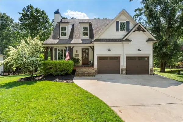 230 Mcarthur Drive, Canton, GA 30115