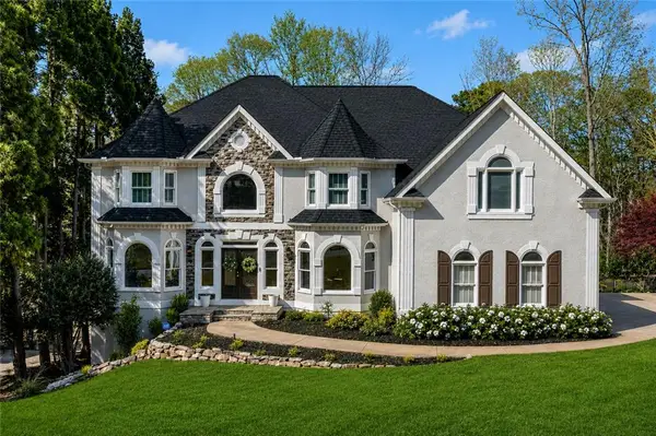 422 Lovingood Landing Drive, Woodstock, GA 30189