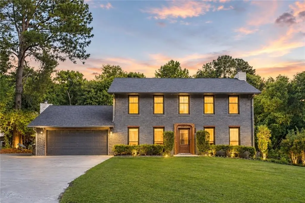 9945 Lake Forest Way, Roswell, GA 30076 - #1