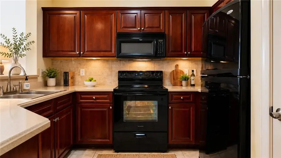 3309 Village Boulevard Se, Rome, GA 30161 - #2
