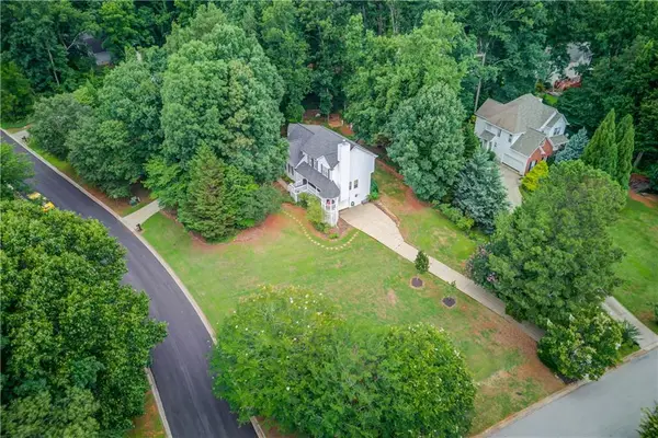 995 Thornwood Lane, Dacula, GA 30019
