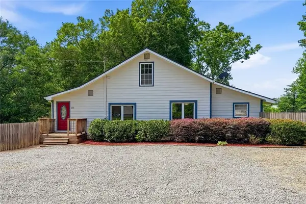 135 Grogan Road Ne, White, GA 30184