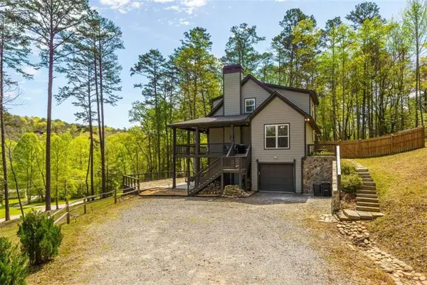61 Overlook Road, Blue Ridge, GA 30513