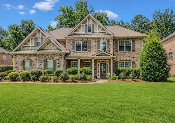 40 Village Green Court Sw, Lilburn, GA 30047