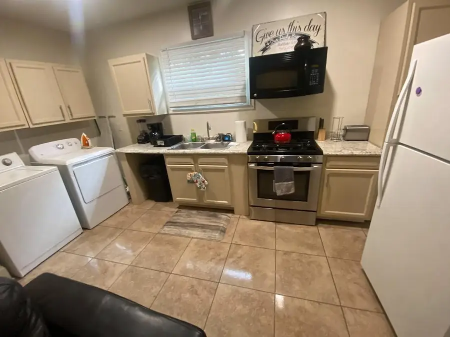 1711 Ralph David Abernathy Boulevard, Atlanta, GA 30310 - #2