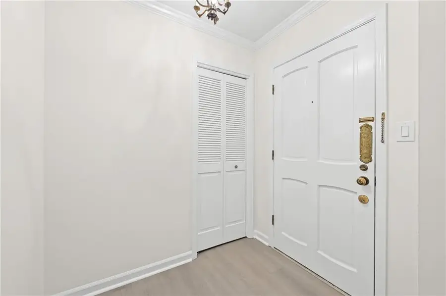 70 Chaumont Square Nw, Atlanta, GA 30327 - #3