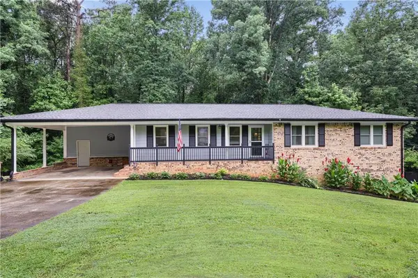 5041 Fitts Drive Ne, Roswell, GA 30075
