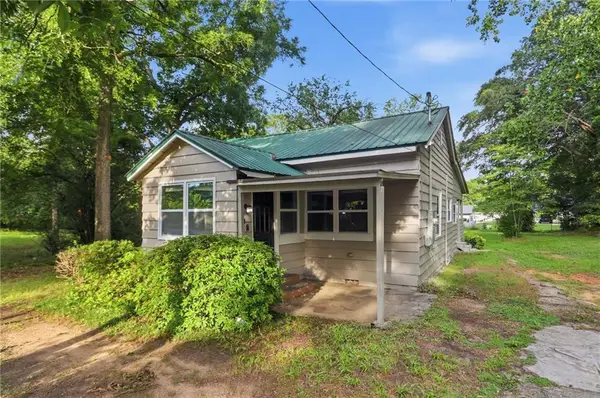 242 N Dogwood Avenue, Social Circle, GA 30025