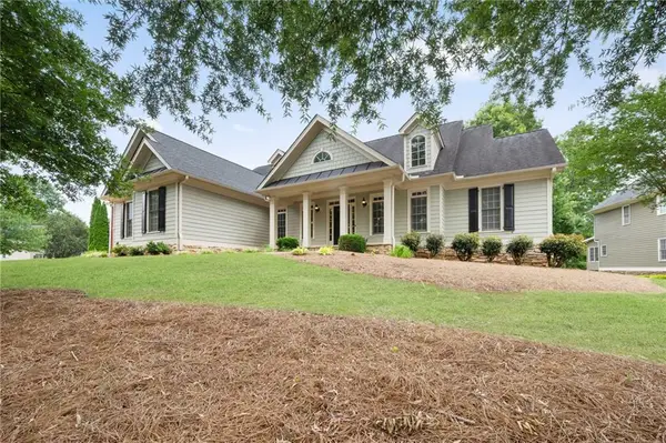 2704 Lost Lakes Drive, Powder Springs, GA 30127