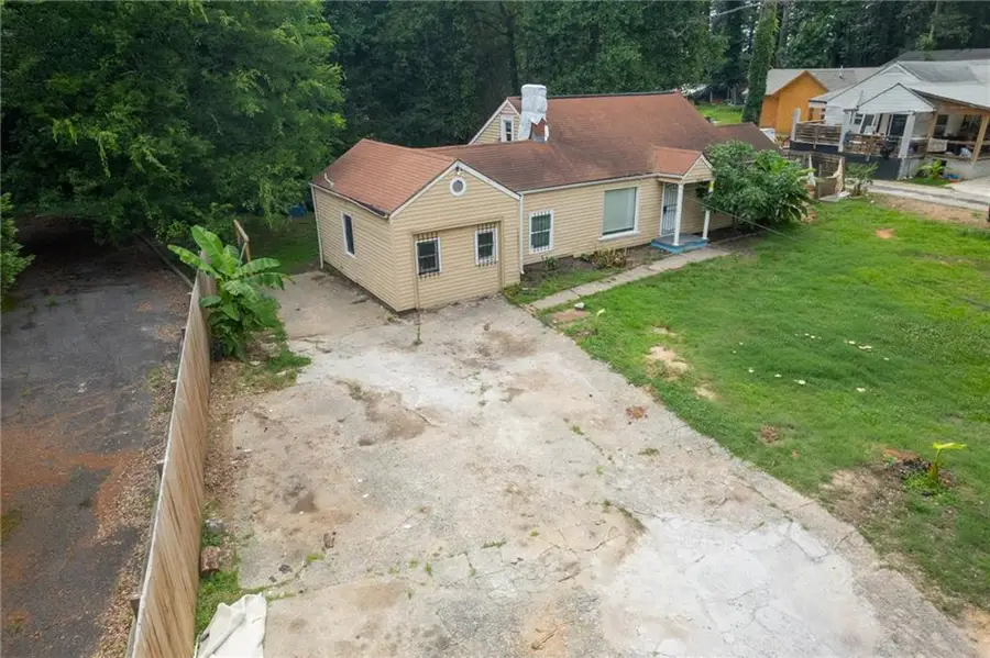 3838 Old Gordon Road Nw, Atlanta, GA 30336 - #3