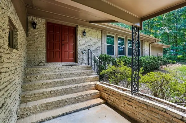 2032 Gunstock Drive, Tucker, GA 30087