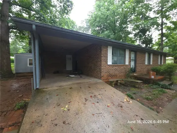 125 Pleasant Valley Road, Mcdonough, GA 30253