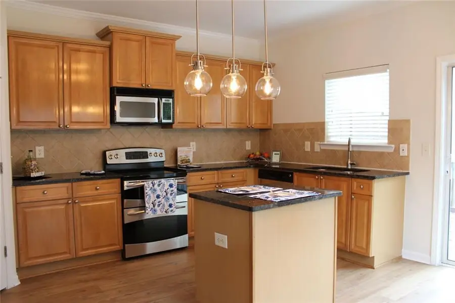 2059 Liberty Court Nw, Atlanta, GA 30318 - #3