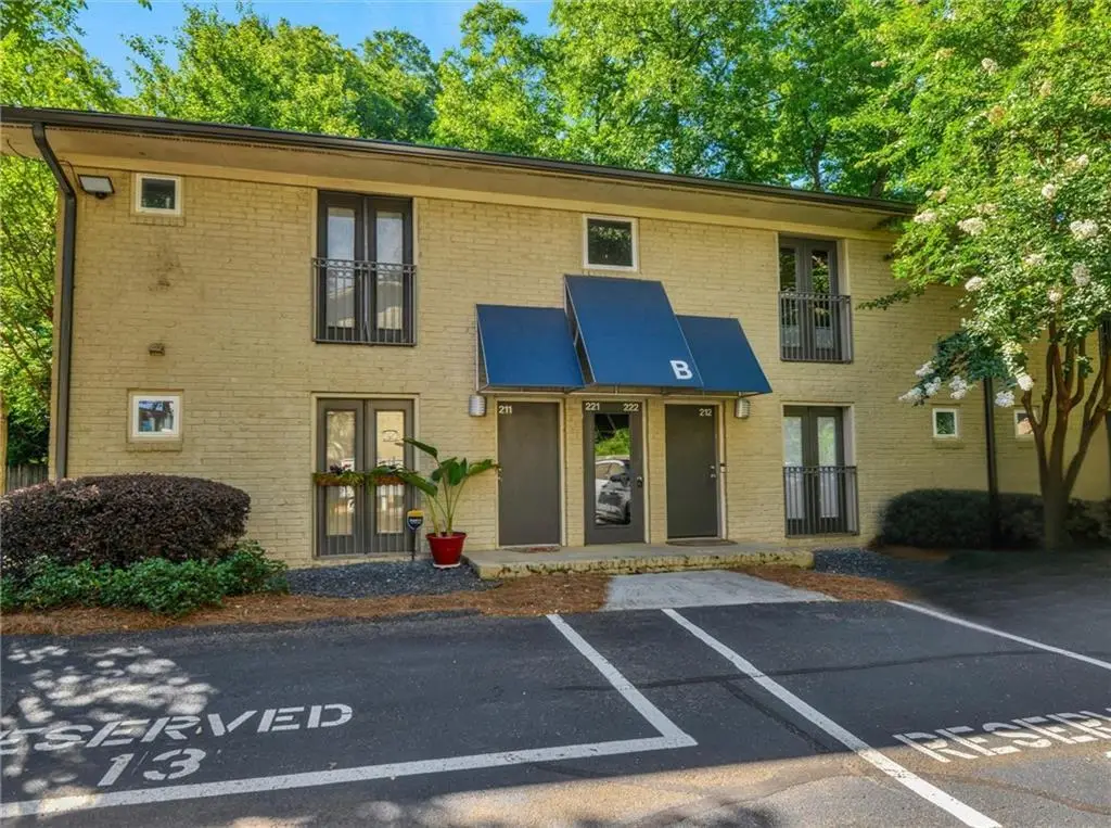 2023 Oakview Road Se #222, Atlanta, GA 30317 - #1