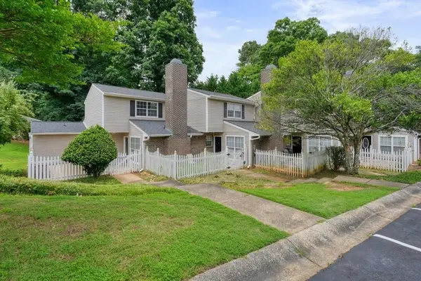 551 Summit Lane Sw, Marietta, GA 30008