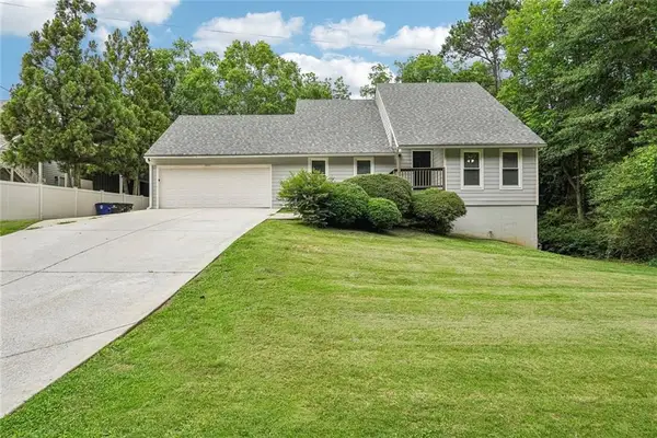 6921 Fairways Drive, Douglasville, GA 30134