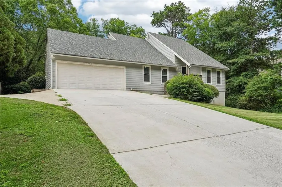 6921 Fairways Drive, Douglasville, GA 30134 - #3