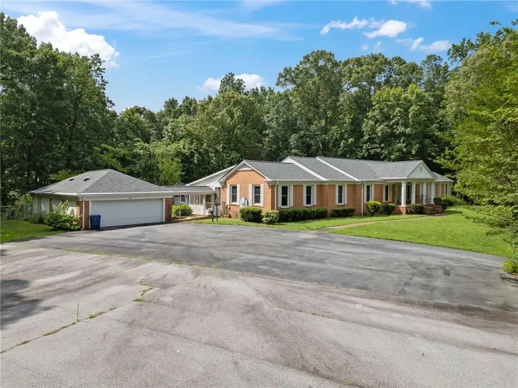 291 E Memorial Drive, Dallas, GA 30132 - #1