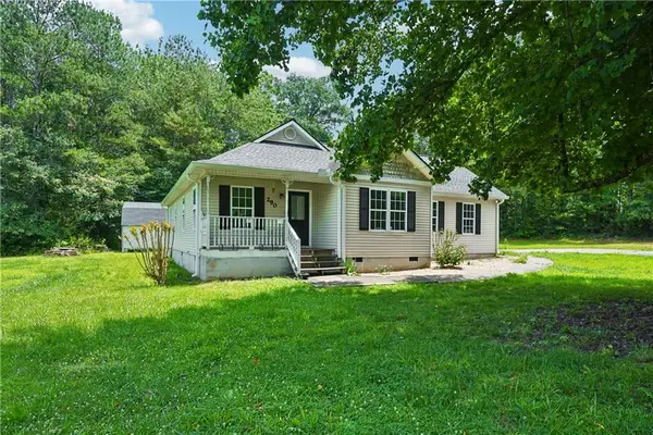 290 Reavesville Road, Bowdon, GA 30108