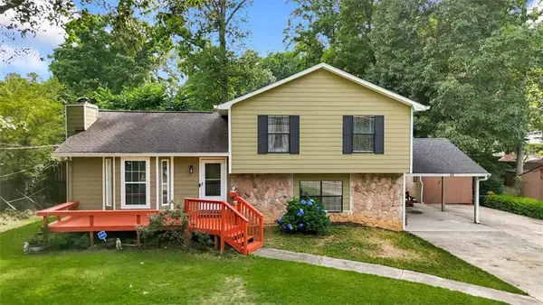 270 Amberwood Drive Nw, Lawrenceville, GA 30044