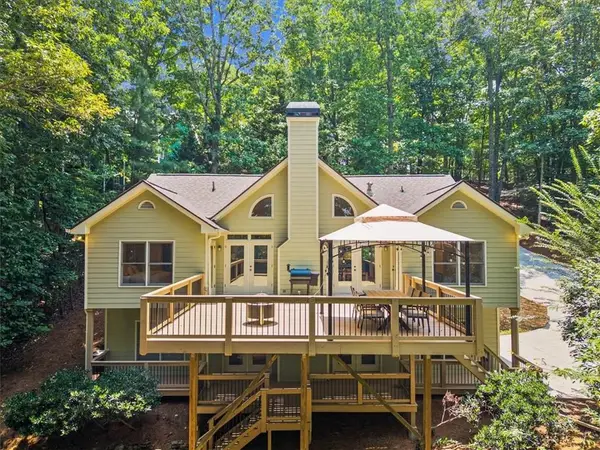3410 Banks Mountain Place, Gainesville, GA 30506