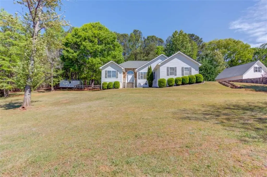 3314 Banks Mountain Dr, Gainesville, GA 30506 - #1