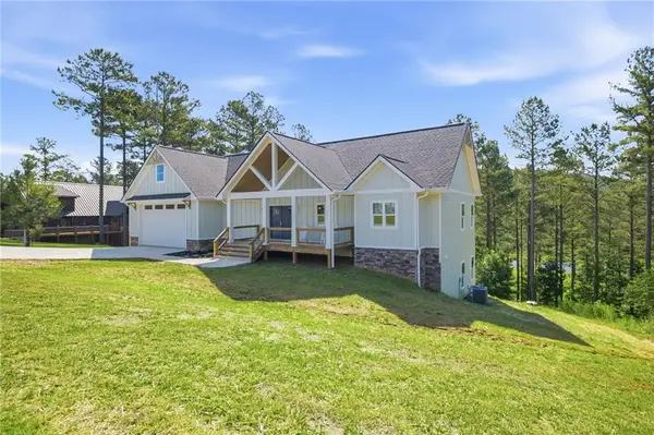 511 Sandy Lake Lane, Blairsville, GA 30512