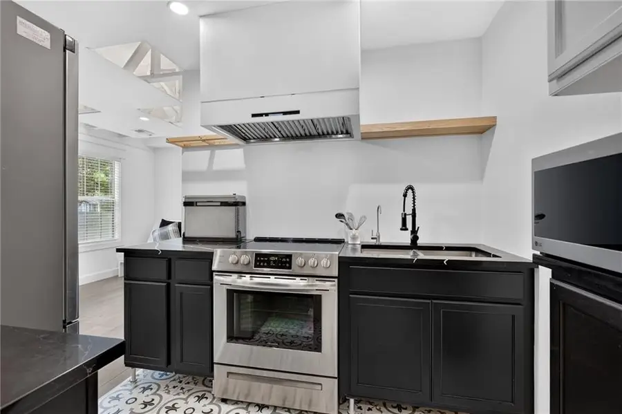 1042 Braddock Circle, Woodstock, GA 30189 - #2