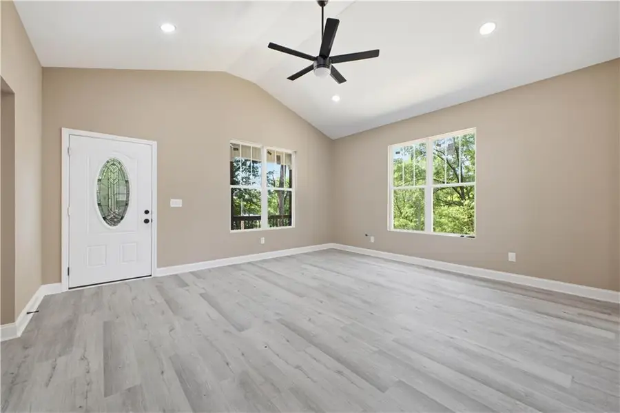 171 N Dale Avenue, Calhoun, GA 30701 - #3