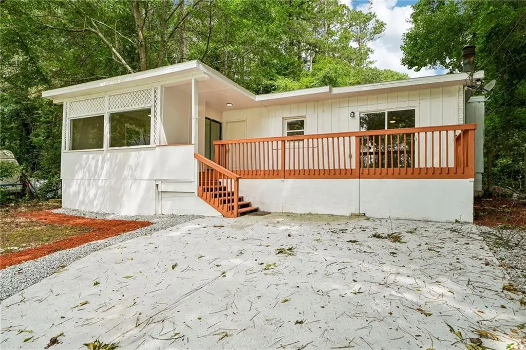 967 Lake Drive, Snellville, GA 30039 - #1