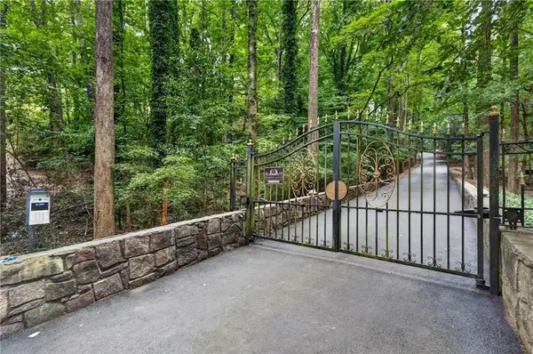 3640 Cloudland Drive, Atlanta, GA 30327