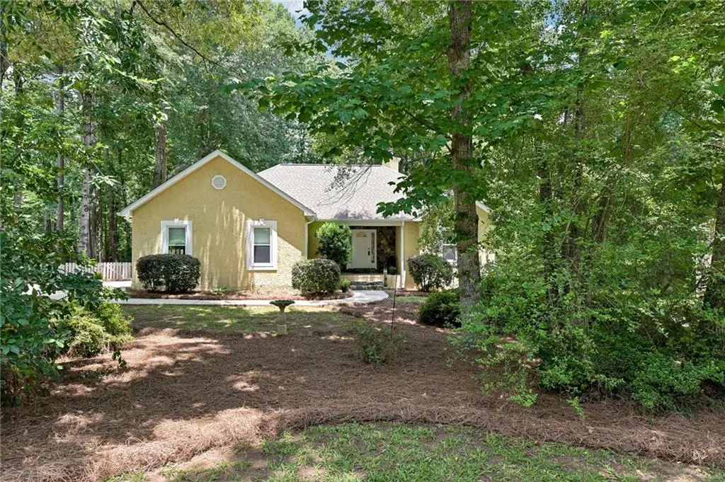 33 Bridgewater Drive, Newnan, GA 30265 - #1