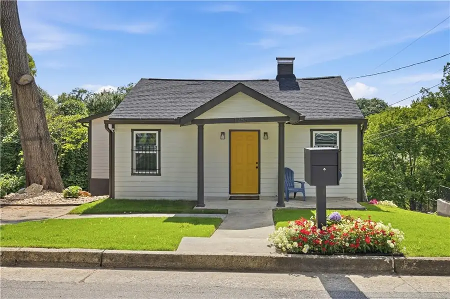 1756 Mary George Avenue Nw, Atlanta, GA 30318 - #2