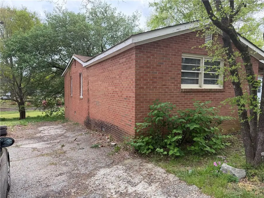 7076 Hammond Way, Lithonia, GA 30058 - #2