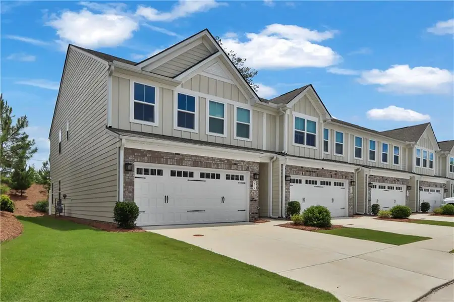 256 Salt Lake Lane, Hoschton, GA 30548 - #2