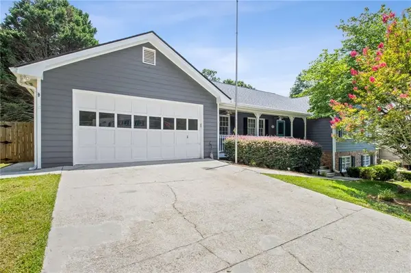 1192 Lakeview Road, Grayson, GA 30017