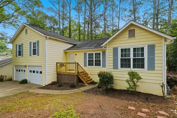 165 Tyson Circle, Roswell, GA 30076